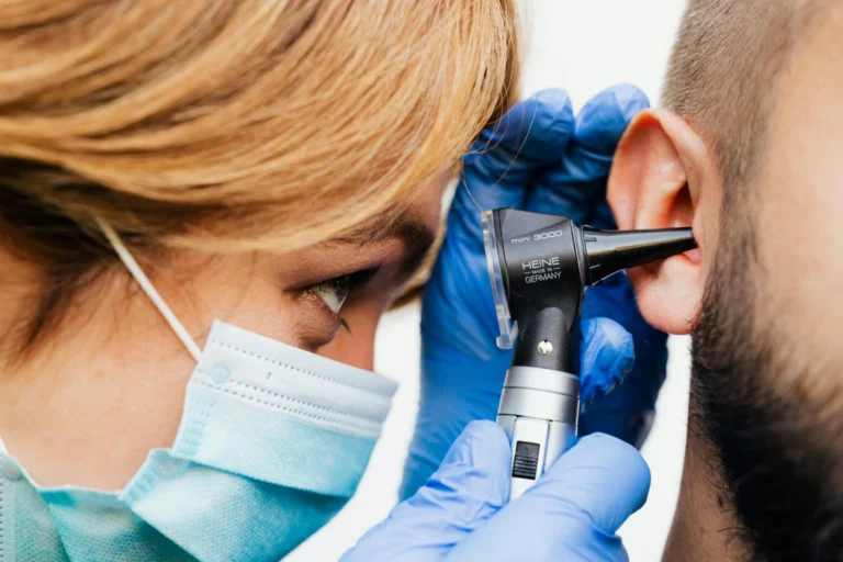 PADECIMIENTO: OTITIS EXTERNA